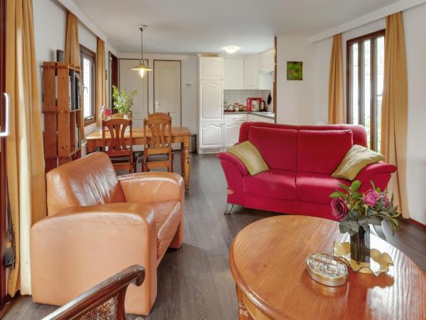 Detached, Fully Equipped Chalet in Vechtdal near Ommen, Reserva ahora Chalet de montaña Ommen Salland