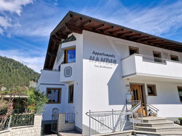 Apartment Handle 3 by Interhome, Prenota Appartamento Hotel a Tirolo con parcheggio, Parcheggio
