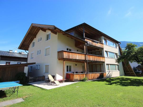Apartment Gerda 2 by Interhome, Prenota Appartamento Hotel a Tirolo con parcheggio, Parcheggio
