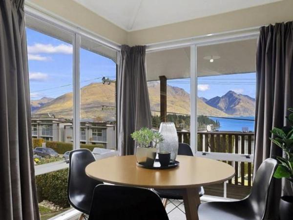 ULTIMATE CONVENIENCE, WALK-TO-TOWN TOWNHOUSE, Buchen Sie Ferienhaus Queenstown 