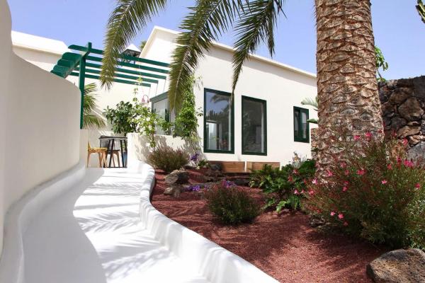 Unique, Stylish & Calm El Estanque by the Sea, Adults Only, Prenota Casa vacanze Hotel a Isole Canarie con piscina, Piscina
