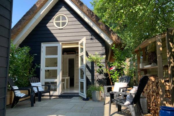 Bergen, Huisje dat ademt zee en vakantie, Book Vacation Home Bergen aan Zee 