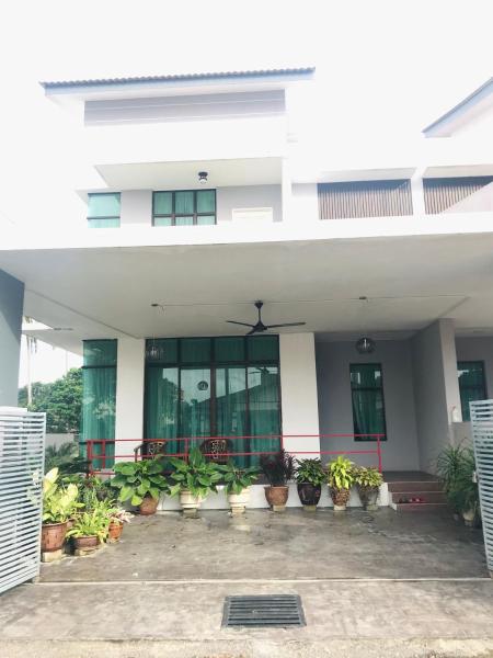 Ilham Bonda Homestay, Prenota Appartamento Kijal Terengganu