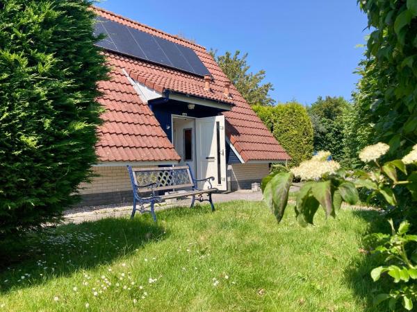 4 pers. Holiday Home Petra with solarium, Reserva ahora Casa o chalet Moddergat Frisia