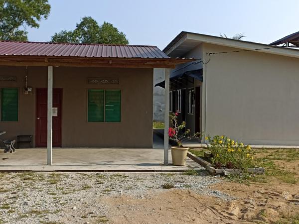 Depulauserai Budget Home No AirCond, Prenota Casa vacanze Ville a Pekan, Villa
