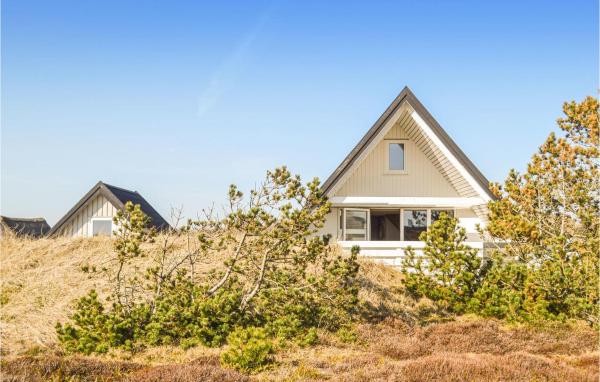 Cozy Home In Hvide Sande, Book Vacation Home Bjerregård 
