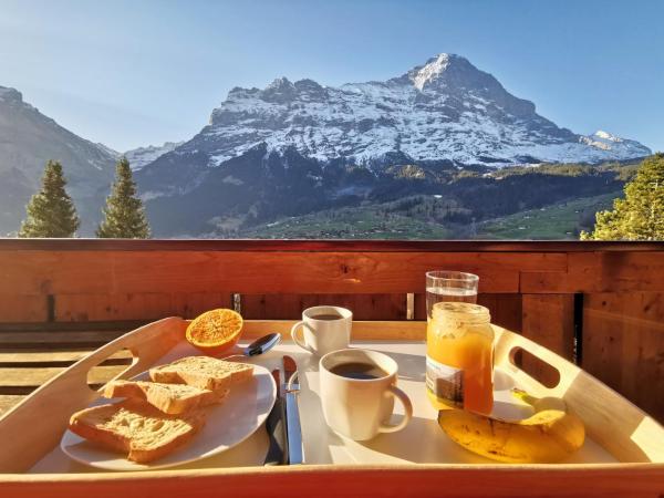 Chalet M, Prenota Chalet Hotel a Canton Berna con parcheggio, Parcheggio