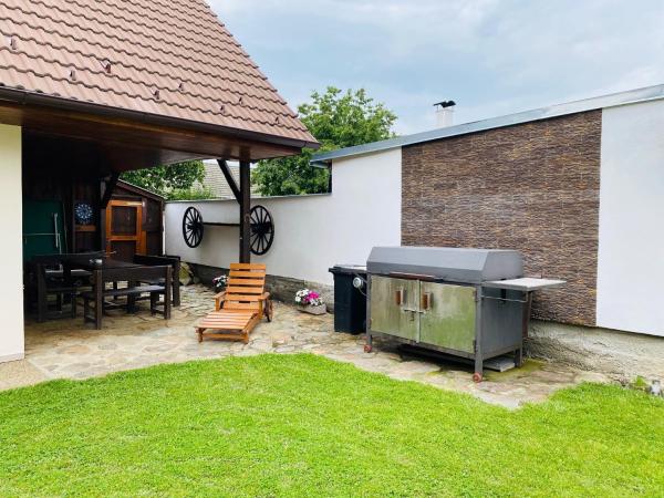 U nás na chalupě, Reserva ahora Casa o chalet Borovany Bohemia Meridional