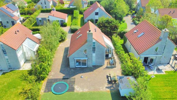 Ooghduyne 133, Book Vacation Home Julianadorp 