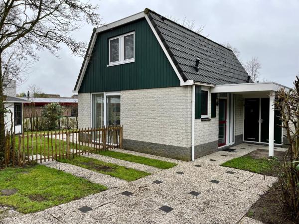 Huisje aan de kust, Book Vacation Home Hotels in Rotterdam with a Pool, Swimming Pool