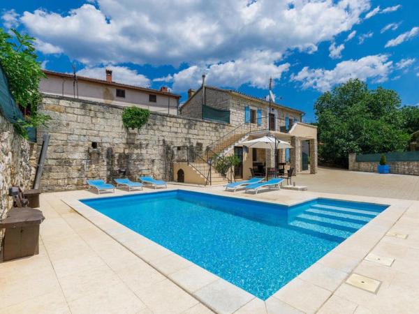 Family friendly house with a swimming pool Frankovici, Central Istria - Sredisnja Istra - 16569, Reserva ahora Casa o chalet Hoteles en Istria central con piscina, Piscina