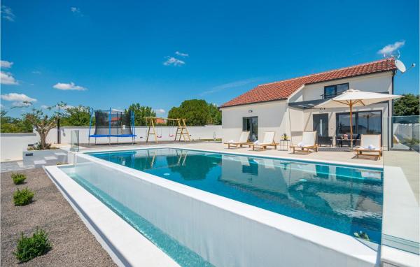 Beautiful Home In Skabrnja With Wifi, Reserva ahora Casa o chalet Škabrnje 