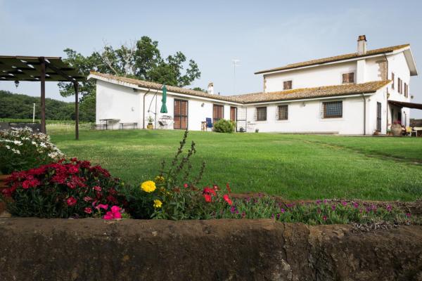 Agriturismo il Poggio, Prenota Casa di campagna Bassano Romano Tuscia