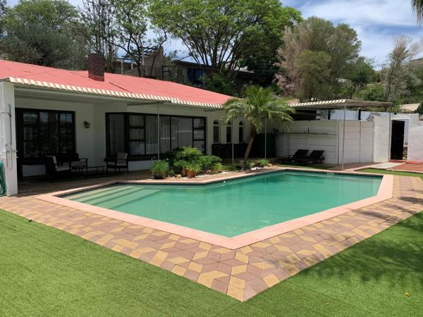 Tourmaline Holiday House, Book Vacation Home Windhoek Villas, Villa