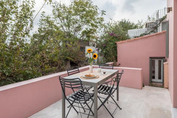 Anafiotika hideaway acropolis Athens by Cycladica, Prenota Casa vacanze Atene Attica