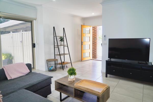 Modern style unit 2 Deer Park, Reserva ahora Casa o chalet Deer Park Victoria
