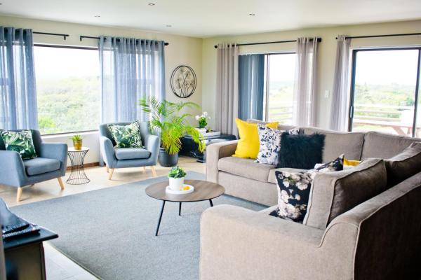 Aguia-Vista Paradise Bliss, 3BR, Pool, Beach Walk, Buchen Sie Ferienhaus Jeffreys Bay 