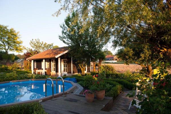 In dOuwe Vlaamse Schuur, Prenota Bed & breakfast Hotel a Noord-Brabant con piscina, Piscina