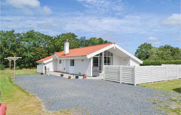 2 Bedroom Amazing Home In Hemmet, Prenota Casa vacanze Hotel a Vestjylland con parcheggio, Parcheggio