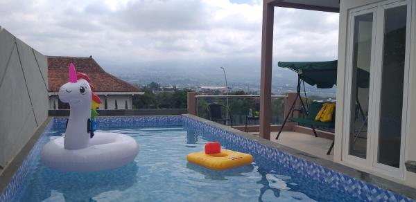 Oemah Arma Rinjani 2, Prenota Villa Ville a Batu, Villa