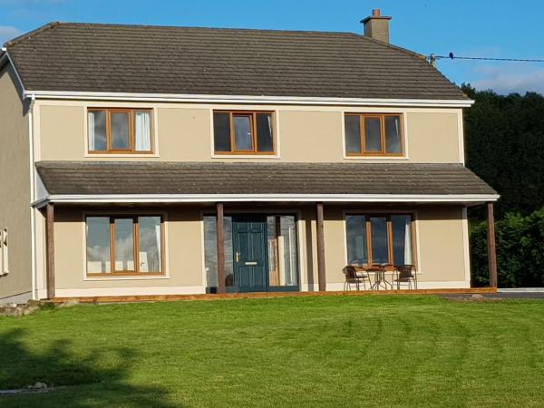BARR AN CHNOIC HOLIDAY LETTINGS, Buchen Sie Ferienhaus Tipperary Tipperary County