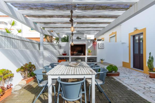 CASA DO TANQUE AMARELO by Stay in Alentejo, Prenota Casa vacanze Hotel a Alentejo con parcheggio, Parcheggio