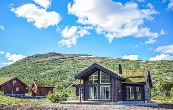Awesome Home In Vøringsfoss With Wifi, Buchen Sie Ferienhaus Maurset Vestland