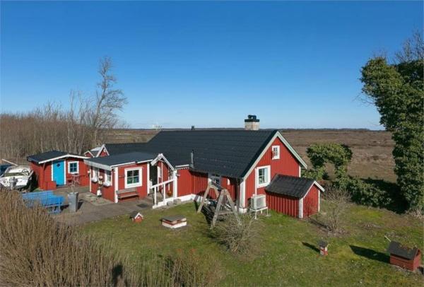 Unikt läge med stora Alvaret som närmsta granne, Prenota Casa vacanze Hotel a Småland con parcheggio, Parcheggio