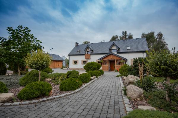Tatarska Zagroda - Agroturystyka Dolina Baryczy Noclegi - Domek Jelonek, Réserver Villa Krośnice Basse-Silésie