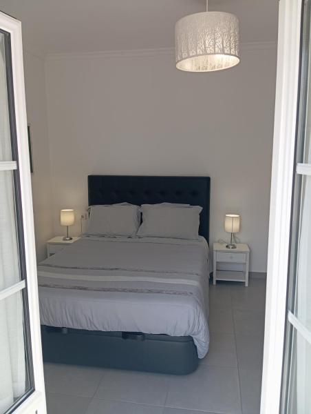 Casa do Sol - 70m from the beach, Book Vacation Home Nazaré 