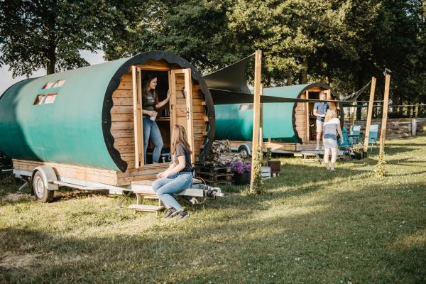 #Glamping@De Verloren Sinjoor, Réserver Camping Terrains de Camping à Brabant-Septentrional, Camping