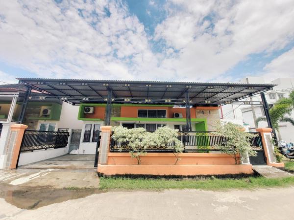 Rumah Lavender near OPI Mall Jakabaring, Prenota Casa vacanze Ville a Palembang, Villa