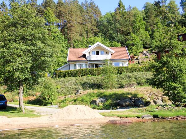 Holiday Home Naudøyna by Interhome, Reserva ahora Casa o chalet Hoteles en Southern Norway con aparcamiento, Aparcamiento