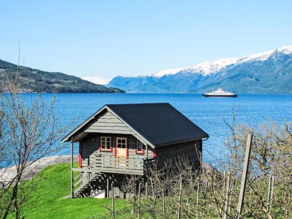 Chalet Hardangerrorbu by Interhome, Buchen Sie Chalet Tjoflot Vestland