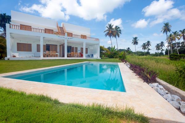 Casa Blava, Buchen Sie Villa Hotels in Samana mit Parkplatz, Parkplätze