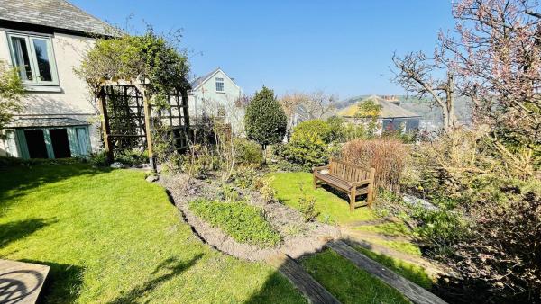 The Garden Cottage - Elevated position, wonderful views over Dartmouth, beautiful garden, Buchen Sie Ferienhaus Dartmouth Devon