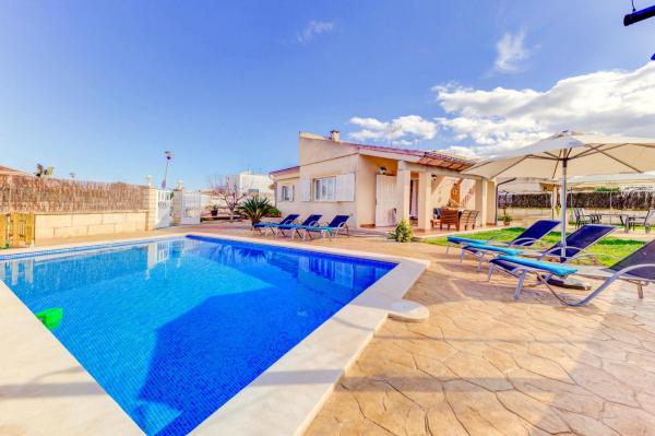 Can Gelaberts by Sealand Villas, Buchen Sie Villa Muro Mallorca