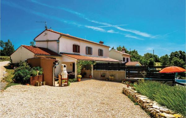 One-Bedroom Holiday Home In Bartici, Buchen Sie Ferienhaus Barbići Istrien