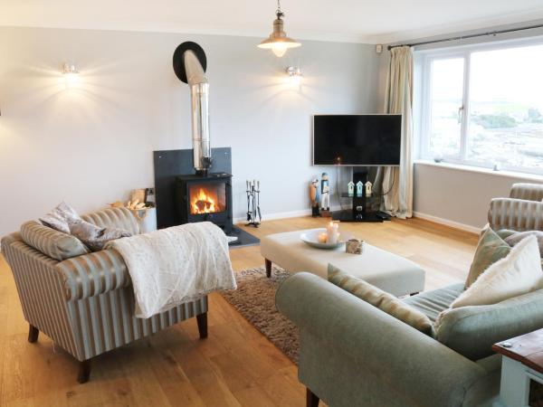 Cable House, Buchen Sie Ferienhaus Cemaes Bay Anglesey