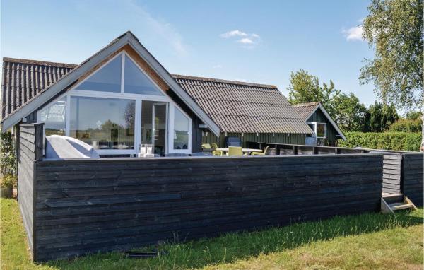 Two-Bedroom Holiday Home In Storvorde, Book Vacation Home Egense Nordjylland