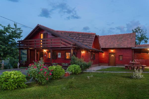 Kuća za odmor Jezero, Buchen Sie Lodge Hotels in Gespanschaft Karlovac mit Pool, Schwimmbad
