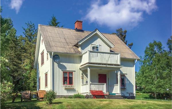 3 Bedroom Cozy Home In Ekshärad, Prenota Casa vacanze Eksharad 