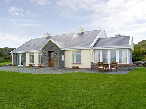 Lough Currane Cottage, Buchen Sie Ferienhaus Waterville Ring of Kerry