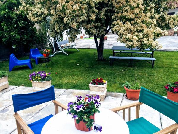 Casa de Férias MariCeu Mirandela, Book Vacation Home Cottages in Colmeais, Cottage
