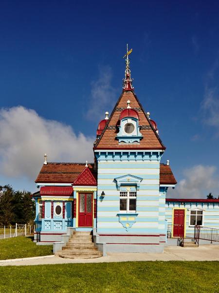 The Dolls House, Prenota Chalet Wexford 