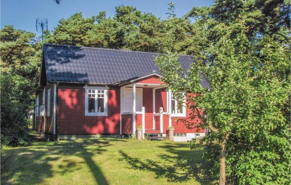 Three-Bedroom Holiday Home In Borrby, Book Vacation Home  