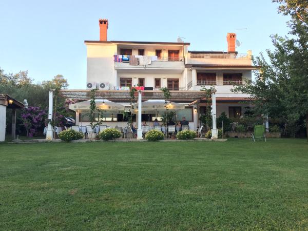 Vera Bed and Breakfast, Buchen Sie Bed & Breakfast Murine Umag Countryside