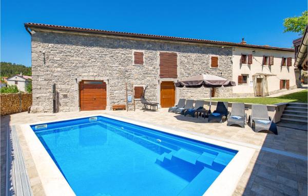Cozy Home In Vele Mune With Wifi, Prenota Casa vacanze Vele Mune Istria