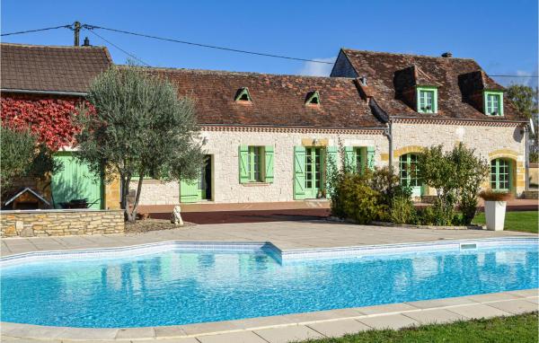 Awesome Home In La Force With Swimming Pool, Prenota Casa vacanze Hotel a Aquitania con piscina, Piscina