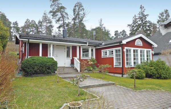 Three-bedroom Holiday Home 0 In Saltsjö-boo, Reserva ahora Hotel Nacka Estocolmo